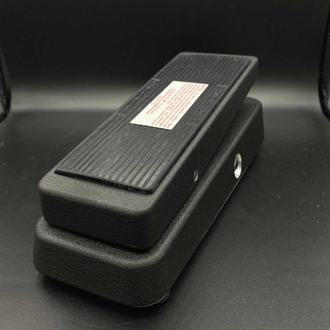 crybaby guitar pedal Dunlop Cry Baby Classic GCB95F – Music Villa MT
