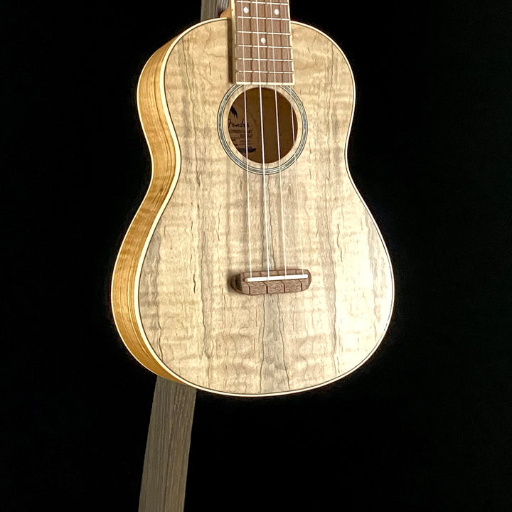 Fender ZUMA CONCERT UKULELE, SPALTED Maple (0594)