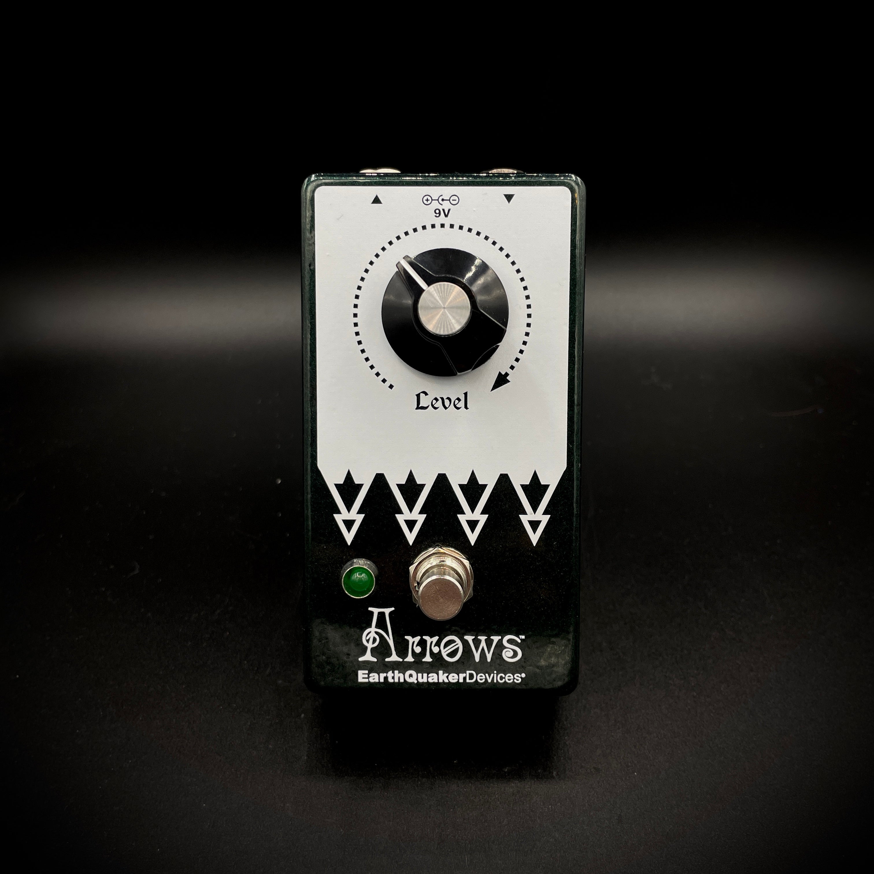 ギター EarthQuaker Devices Arrows V2 EarthQuaker Devices Arrows V2 Preamp Booster Pedal | zZounds