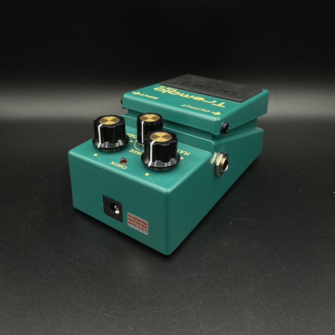 boss tr 2 pedal Boss TR-2 Tremolo – Music Villa MT
