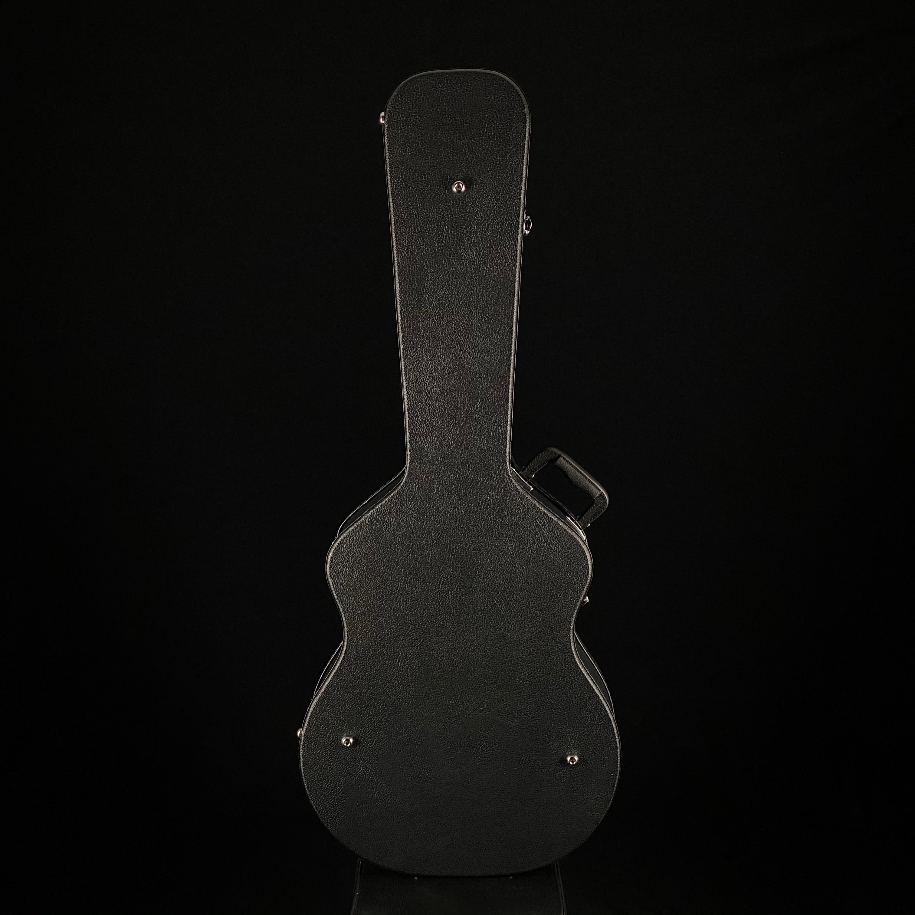 G2622T Streamliner Center Block Case – Music Villa MT