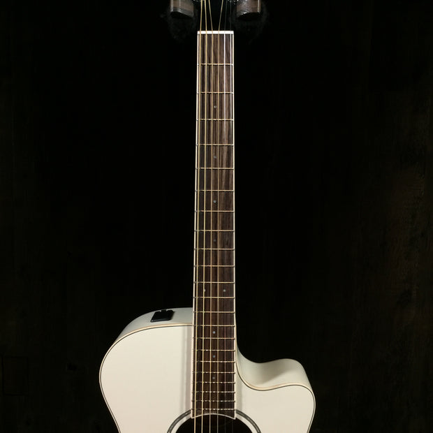 Yamaha APX600 Vintage White