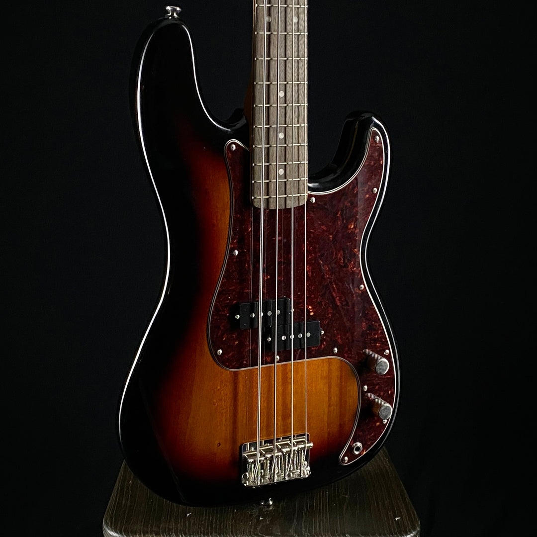 Squier Classic Vibe '60s Precision Bass