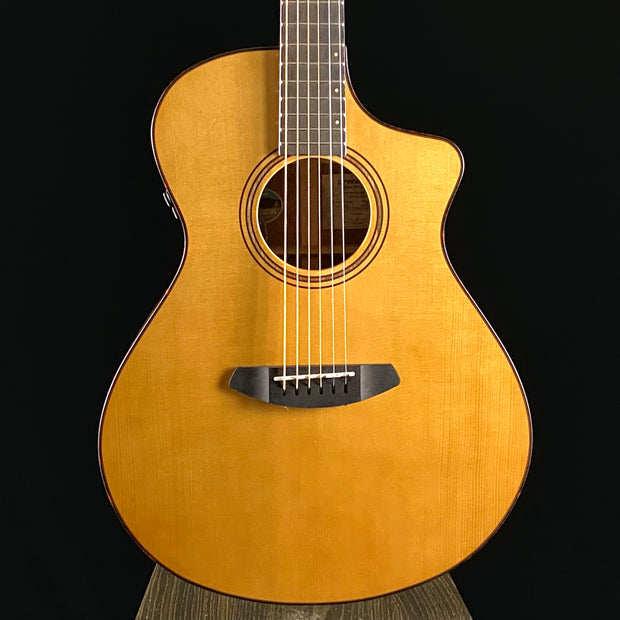 Breedlove Organic Performer Pro Concert - Aged Toner CE
